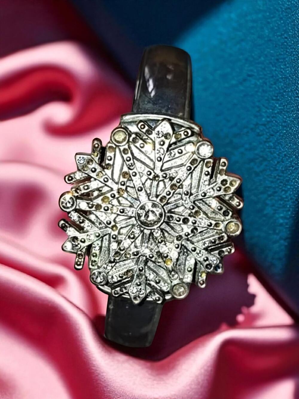 Snowflake Watch, Silvertone Ladies Watch, Flip Top